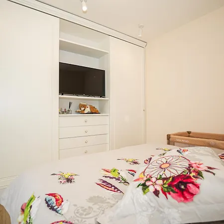 29 Valamar Villa *