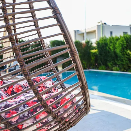 29 Valamar Villa