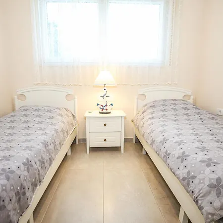 29 Valamar Villa *
